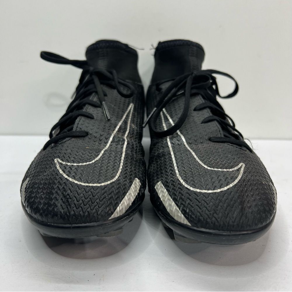 Nike Phantom GT2 Club DF FG/MG Soccer Cleats - Picture 6 of 9
